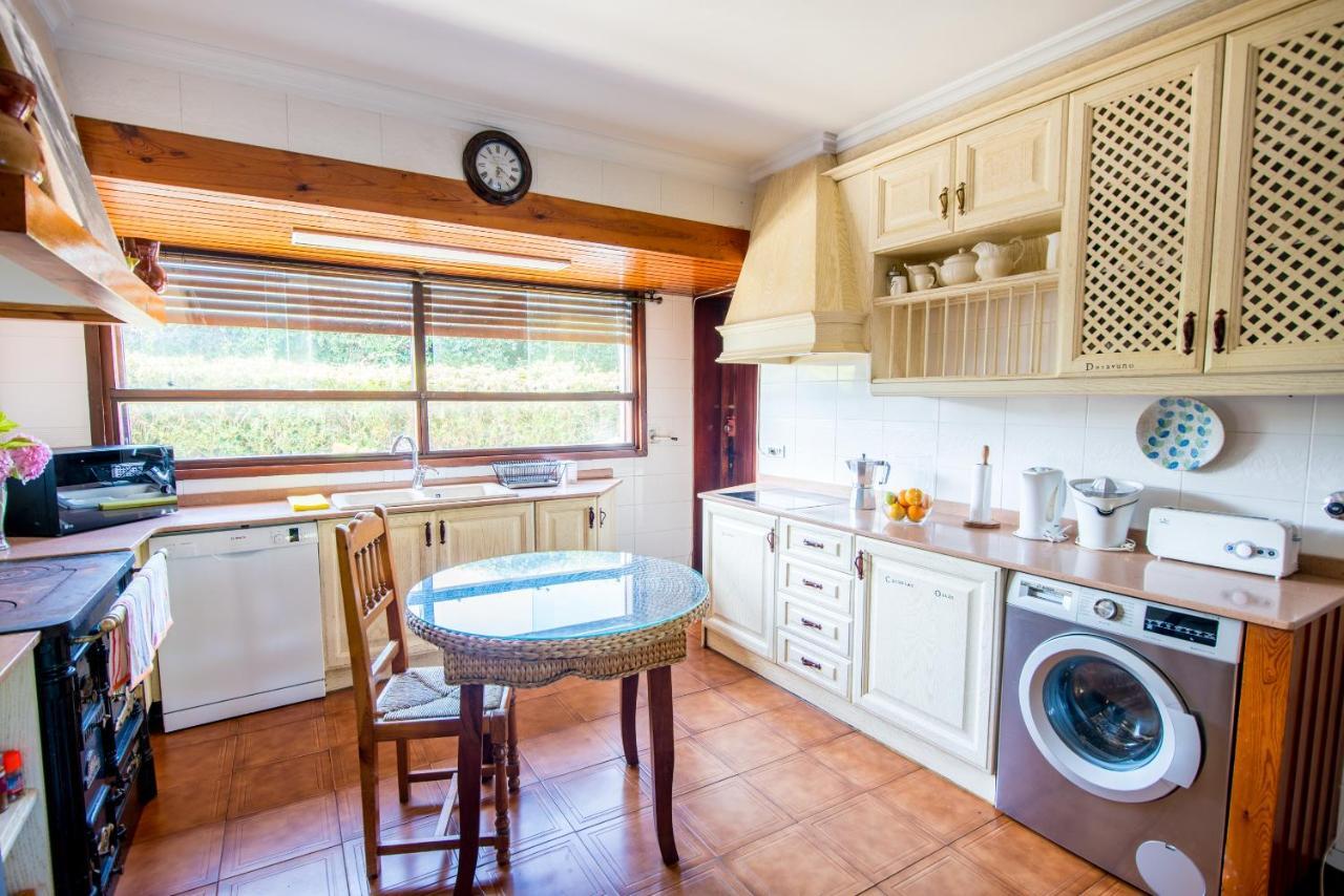 Azkorri Beach House Getxo ภายนอก รูปภาพ